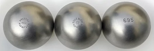 Triplette de boules de pétanque